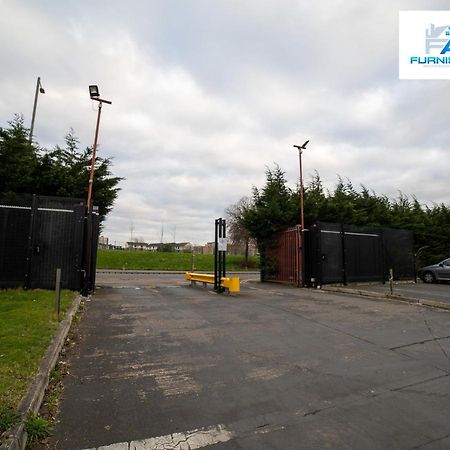 Contractor Stays By Furnished Accommodation Liverpool - Free Parking Exterior foto